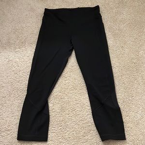 Lululemon cropped leggings